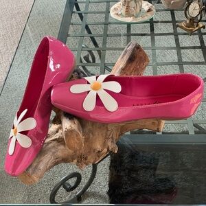Everything’s Coming Up Daisies🌷Katy Perry Pink Patent Flats Size 8 Worn Once